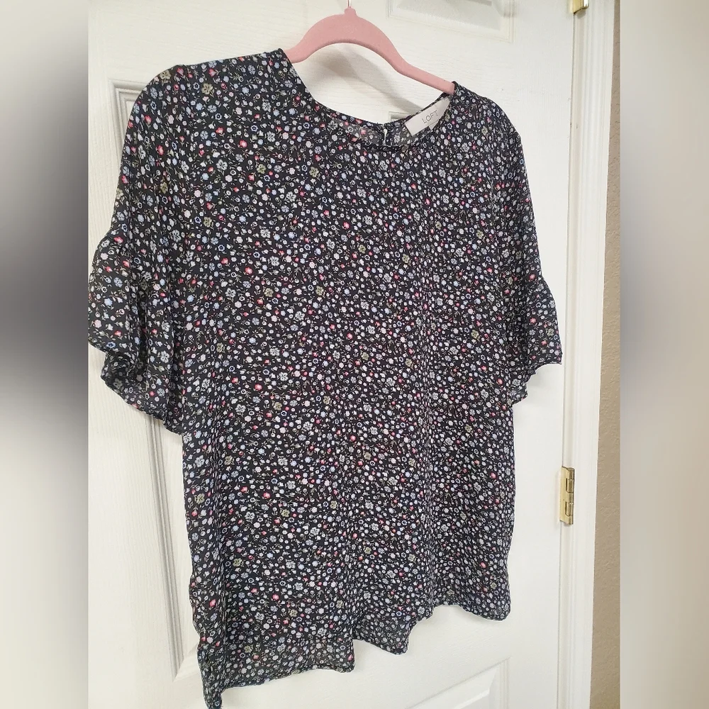 Loft Flutter Cap Sleeves - Picture 2 of 6